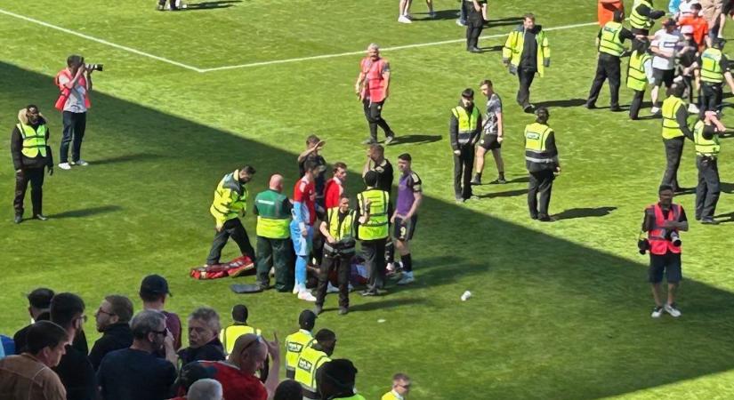 „Szégyen” – saját szurkolói egy székkel dobták meg a futballistát, nyílt seb keletkezett a fején