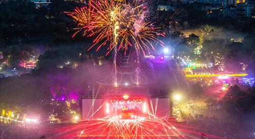 Színes madarakkal repülünk idén a Szabadság Szigetére