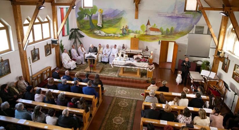 Egy évig készült az Alföld kincse a templom 30. évfordulójára – galériával