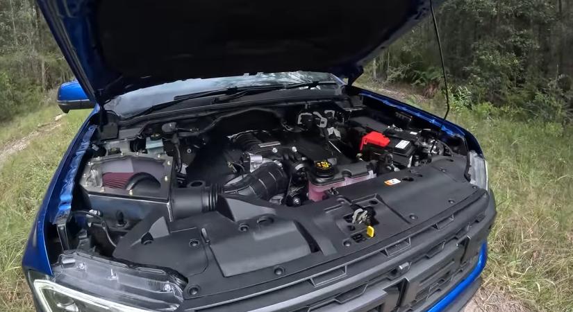 Így fest egy 750 lovas kompresszoros V8 a Ranger Raptorban