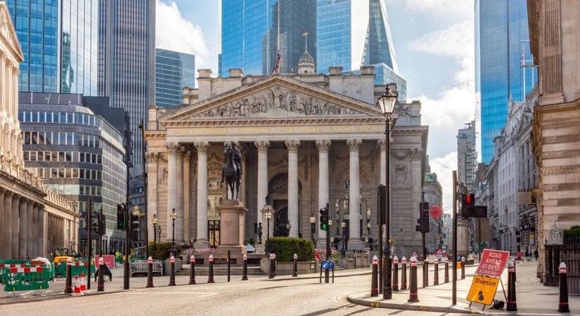 Brexit után: hatalmas tétje van a hétfői csúcstalálkozónak – a fiatalok jövője a tét