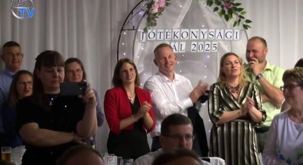 DSTV: jótét céllal bálozott a Vasvári közössége