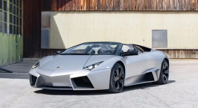 Nem gyakran van ilyen: Íme egy limitált Lamborghini, ami csúnyán veszít az értékéből