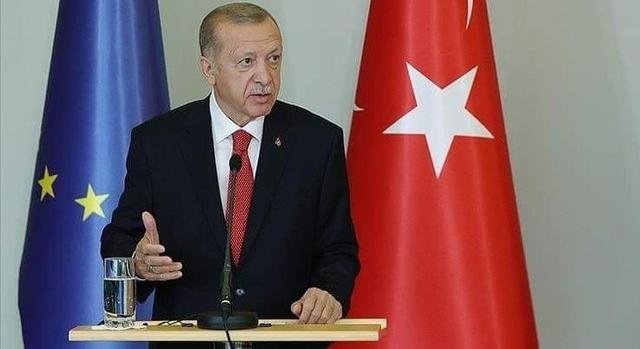 Erdogan azt ígérte, további erőfeszítéseket tesz az ukrajnai béke megteremtésére