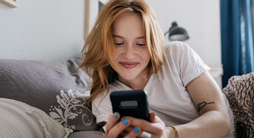 Szerelem egy simításra: van jobb alternatíva a Tindernél és társainál