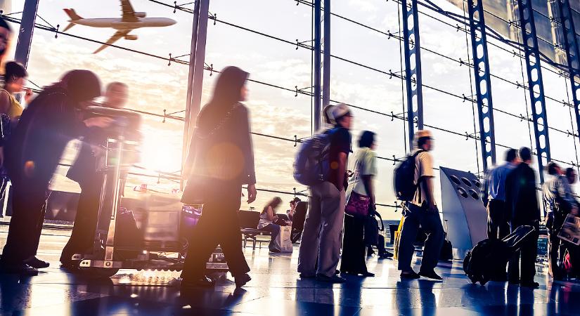 Ismét uniós polgárok lehetnek a britek - legalábbis a reptereken
