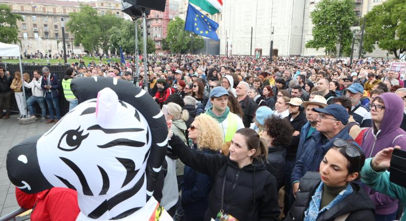 A kormány az őt ért kritikákat is nemzetbiztonsági fenyegetésnek titulálja