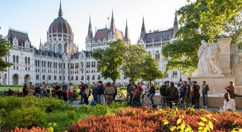 Parlament: Megszólal az ukrán nemzetiségi szószóló, kedden tárgyalhatják az „átláthatósági” törvényt