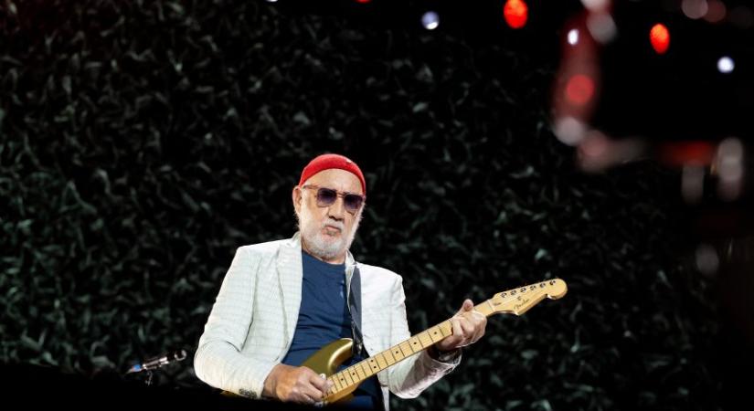 A Who gitárosa, Pete Townshend a gitárral és a tollal is mesterien bánik