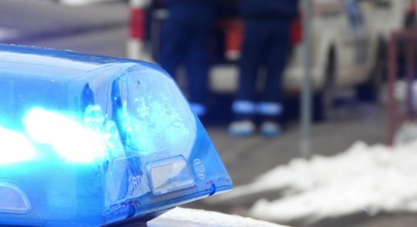 Kegyetlen gyilkosság Dunakeszin: egy parkoló autóban találták meg a 46 éves férfi holttestét