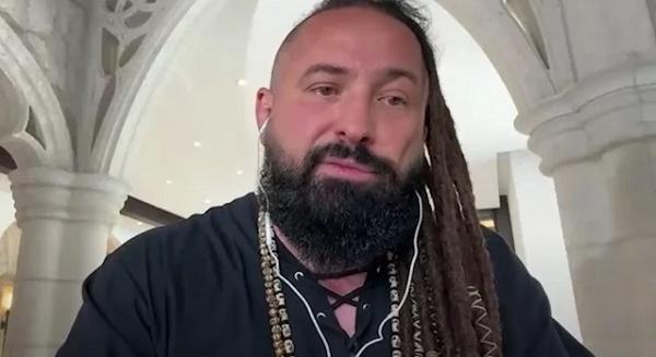 Báthory Zoltán: "a Five Finger Death Punch rajongótábora a legőrültebb és a leghűségesebb a világon"