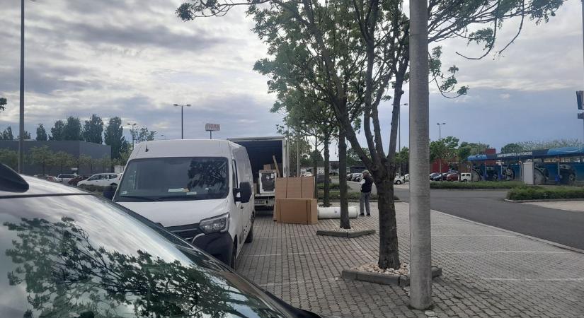 Így működik a szombathelyi IKEA átvételi pont - Leteszteltük