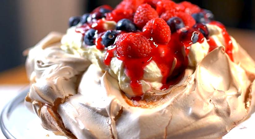 Pavlova torta