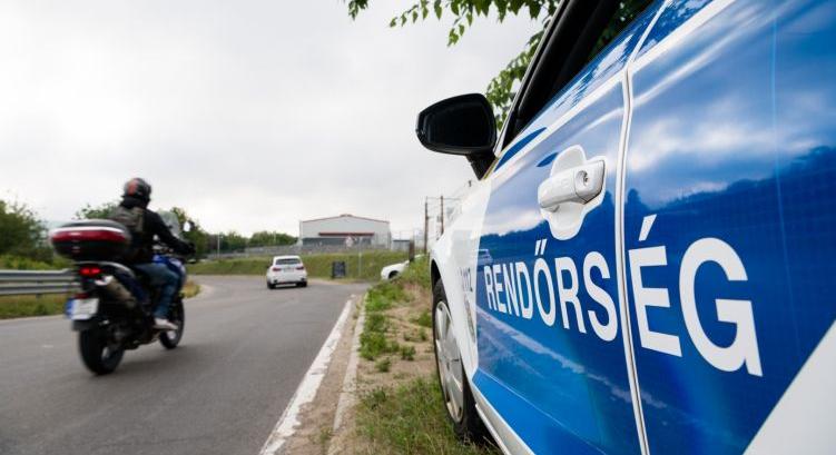 Ellenőrzik a motorosokat Borsodban is