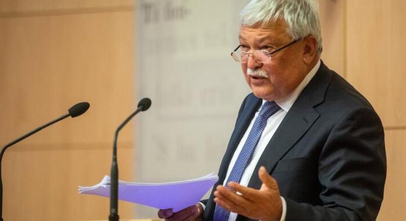 Nagy bejelentést tett Csányi Sándor