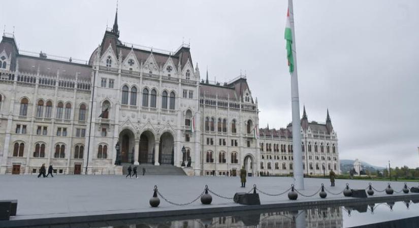 Ilyen gyorsan még nem hívott össze rendkívüli bizottsági ülést a Fidesz