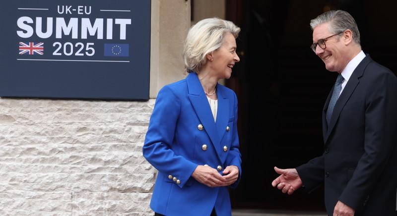 Első hivatalos brit–EU csúcstalálkozó a Brexit óta: a fiatalok szabad mozgásáról is egyeztettek