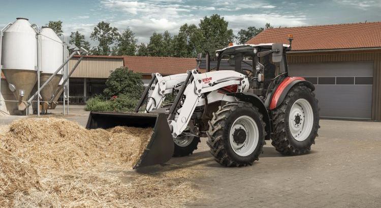 A STEYR Plus traktorok mostantól kétféle váltóval