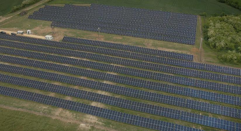 Innovatív hibrid erőművet avattak Söptén – Napenergia termelés és Vanadium Redox Flow technológia alapú tárolás egy rendszerben