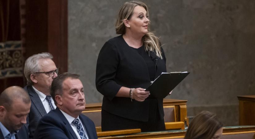 Napirend előtt – „Tényleg ilyen jelent és jövőt akartunk építeni?”