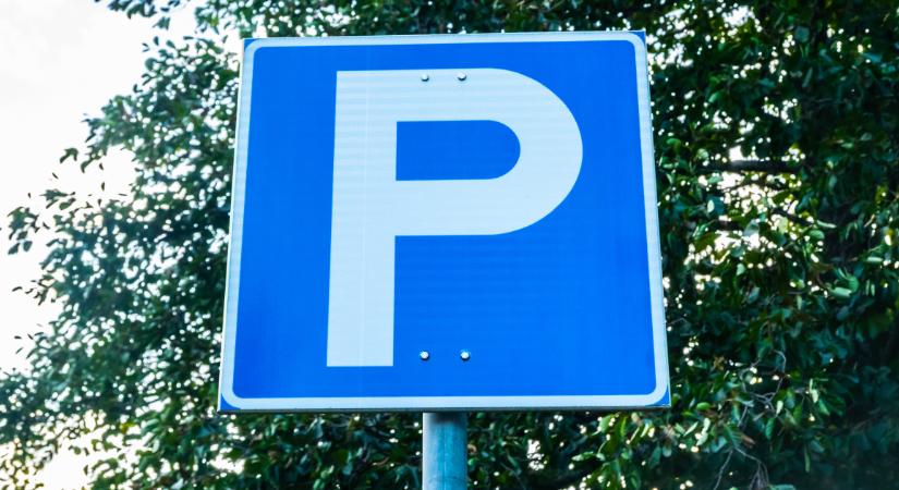 Sok autós felejti ezt el parkolásnál, pedig a kocsid ezután már lehet nem ott lesz, ahol hagytad