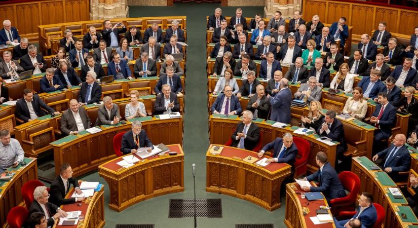 Az Európa Tanács monitoring bizottsága felszólította a magyar kormányt, hogy függesszék fel az átláthatósági törvény tárgyalását