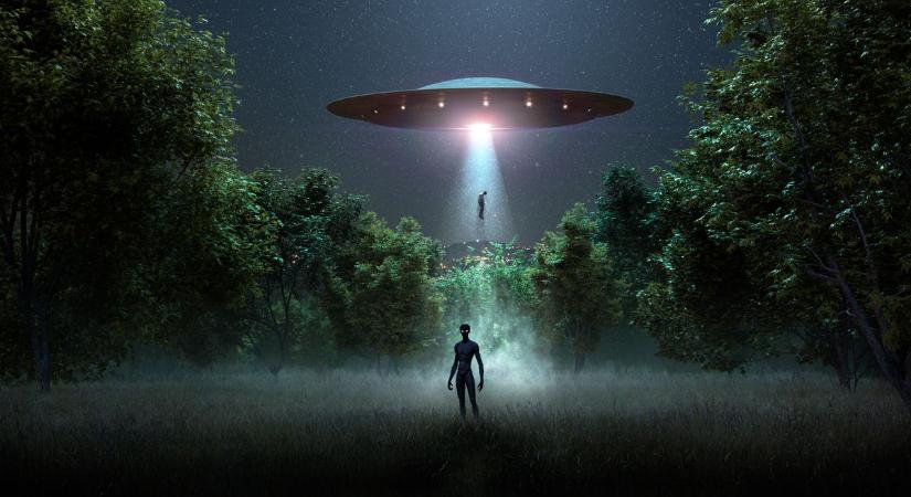 Az UFO-szakértő rántotta le a leplet: Mark Zuckerbergnek bizonyítéka van a földönkívüli élet létezésére!