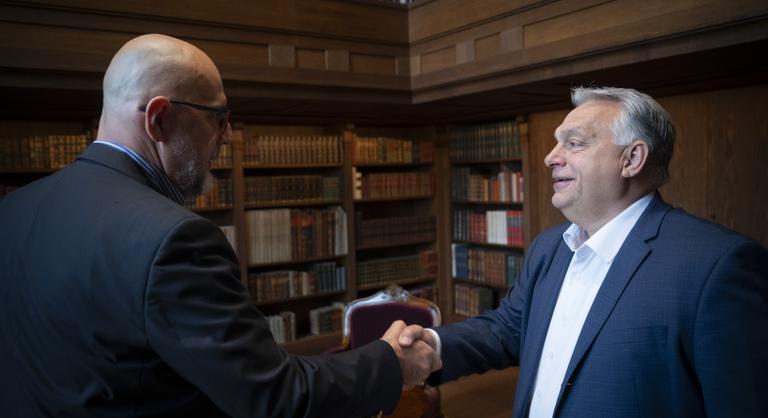 Kelemen Hunorral tárgyalt Orbán Viktor