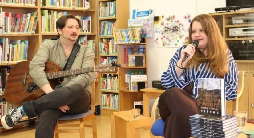 Horváth Florencia hazajött - az elsőkötetes költő celldömölki könyvbemutatói