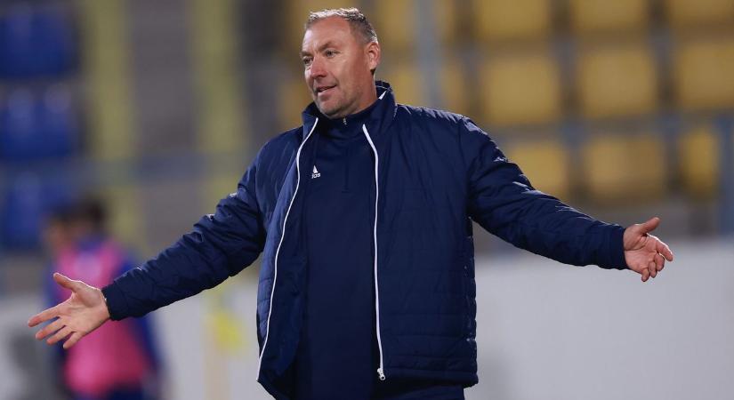 Sportszerűtlen vagy csalódott? – Csertői Aurél inkább a Vasasnak szurkol, mint a Kazincbarcikának