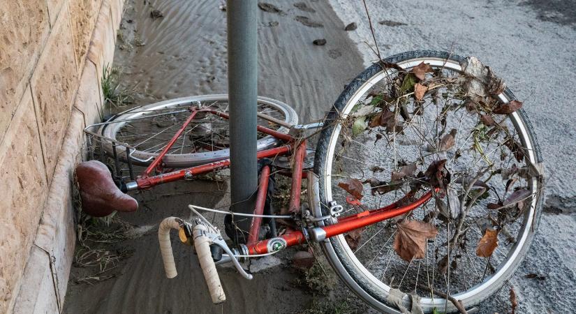 A bringásokat és a motorosokat ellenőrzi most három napig a rendőrség