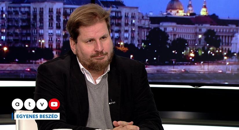 „Demagóg, értelmetlen dolgokra költ” Nagyon kiosztotta a kormányt az ismert közgazdász