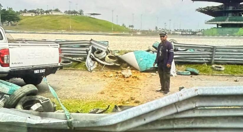 Ilyen amikor 230 km/óránál száll el a fék, és jön a kanyar