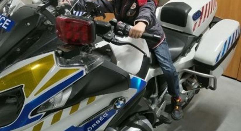 A rendőrség vendége volt a soproni óvodás