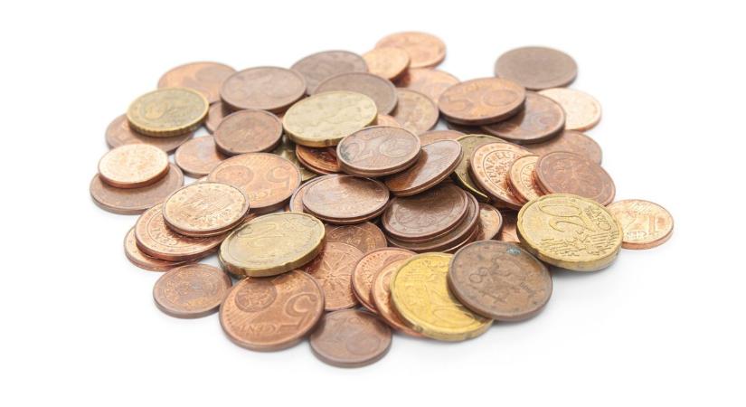 Meglepően drága aprópénzt váltani a postán – mutatjuk, mennyibe kerül