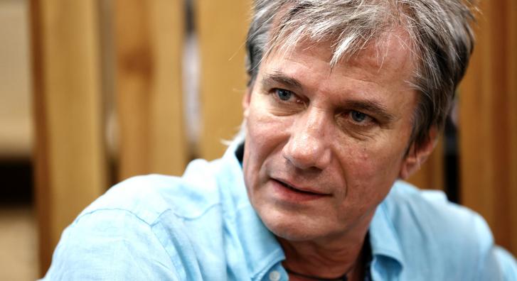 Bochkor Gábor az anyagi helyzetéről: „Ha lehúznák itt a redőnyt, jó pár évig tudnék élni”