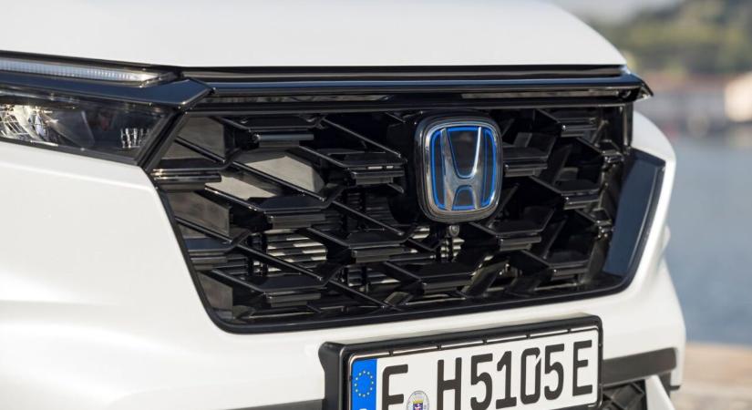 A Honda is felébredt: jelentősen visszavesznek a villanyosítási tervekből!