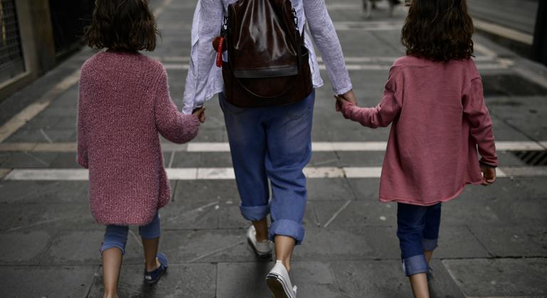 Még mindig az amerikai álomra vágyunk: két gyerek és narancslé