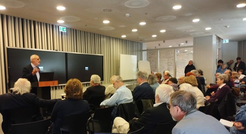 A tudomány autonómiájának visszaállítását követelik és az egyetemi modellváltást bírálják az akadémiai szférában