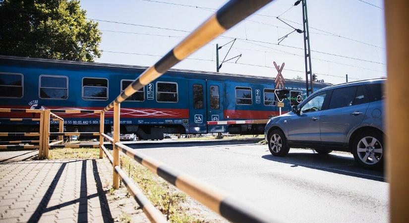Elgázolt a vonat egy embert Törökszentmiklóson