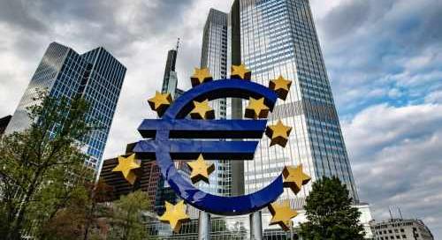 Javult a fogyasztói hangulat az euróövezetben májusban