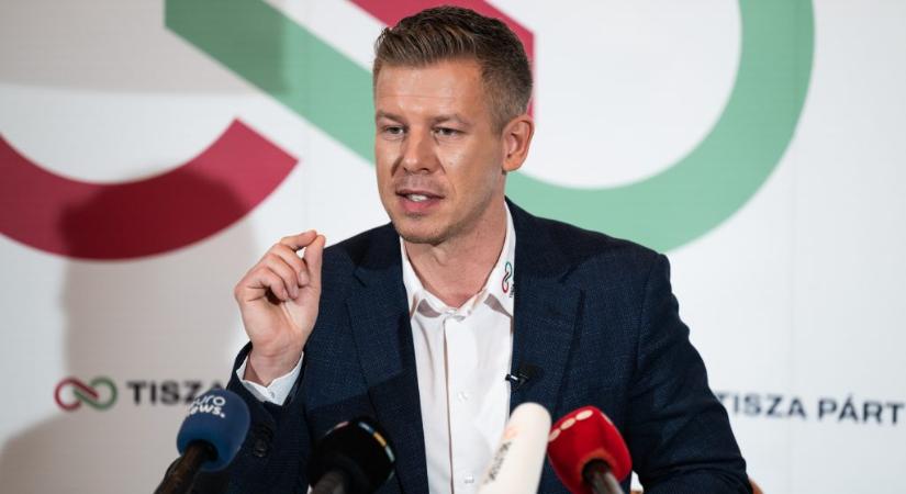 Magyar Péterék megpróbálják újra átadni a gyermekotthonoknak gyűjtött játékokat