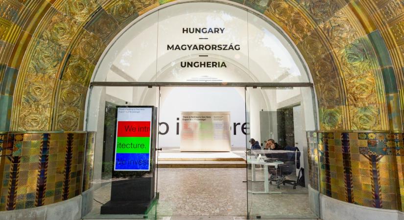 A legjobbak között említi a Biennálé magyar pavilonját a nemzetközi szaksajtó