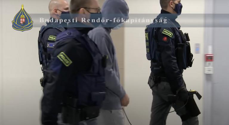 Felmentette a bíróság a toplistás körözött férfit, aki meg akarta ölteni a bírót és az ügyészt