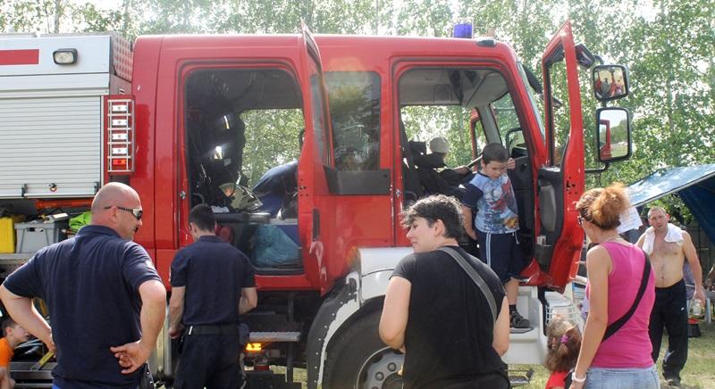 Gyereknapon idén is nyitott kapukkal várja a családokat a II. kerületi tűzoltólaktanya