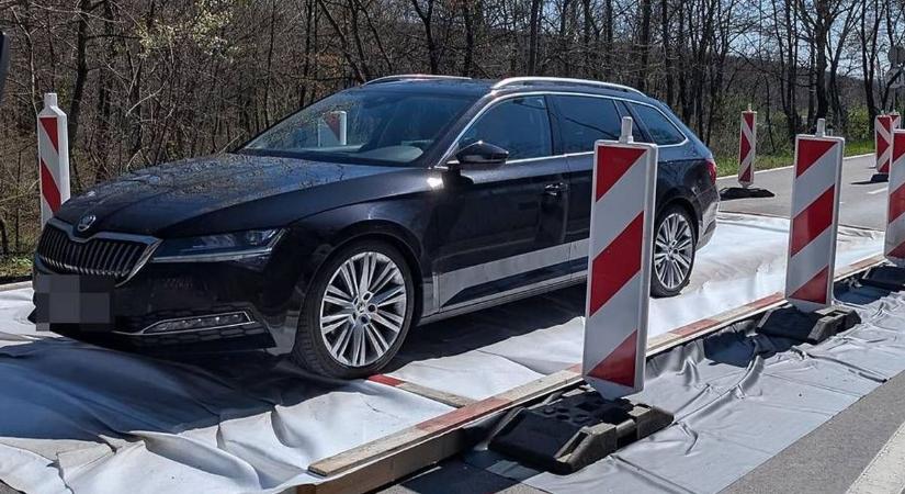 Ingázók, figyelem! Jó hír érkezett, végre megnyitják az osztrák határátkelőket