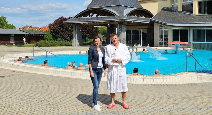 Hoppá: sorozatsztár látogatott el Szigetvárra