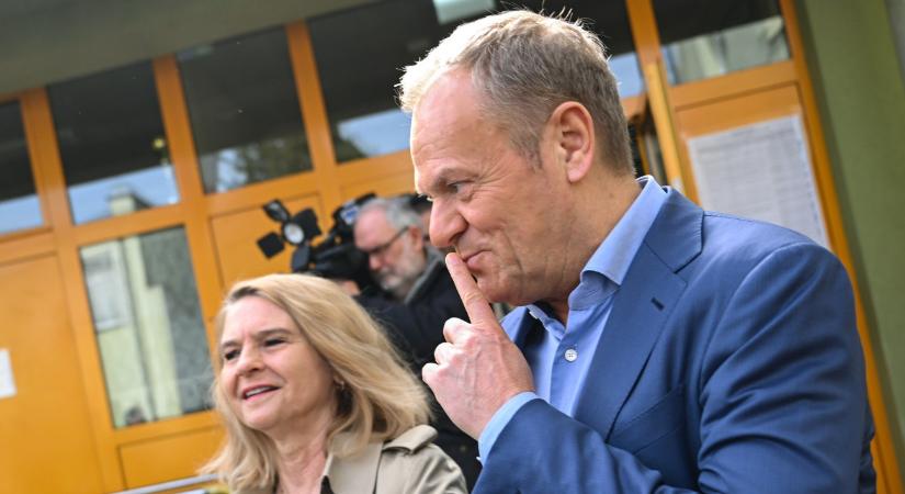 Kormányátalakítást jelentettek be a lengyeleknél