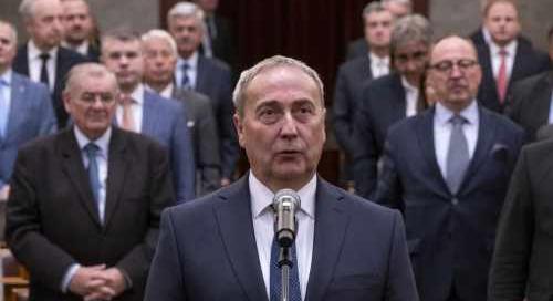 Kovács Zoltánt választotta az MNB felügyelőbizottságába a Parlament