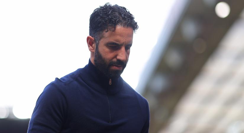 Itt egy nagyon gonosz összehasonlítás a Man. United edzőjéről